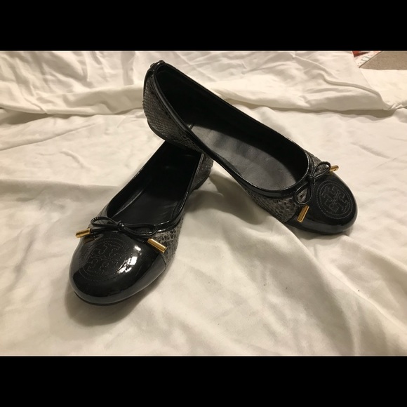 Tory Burch ballet slippers - Picture 1 of 2